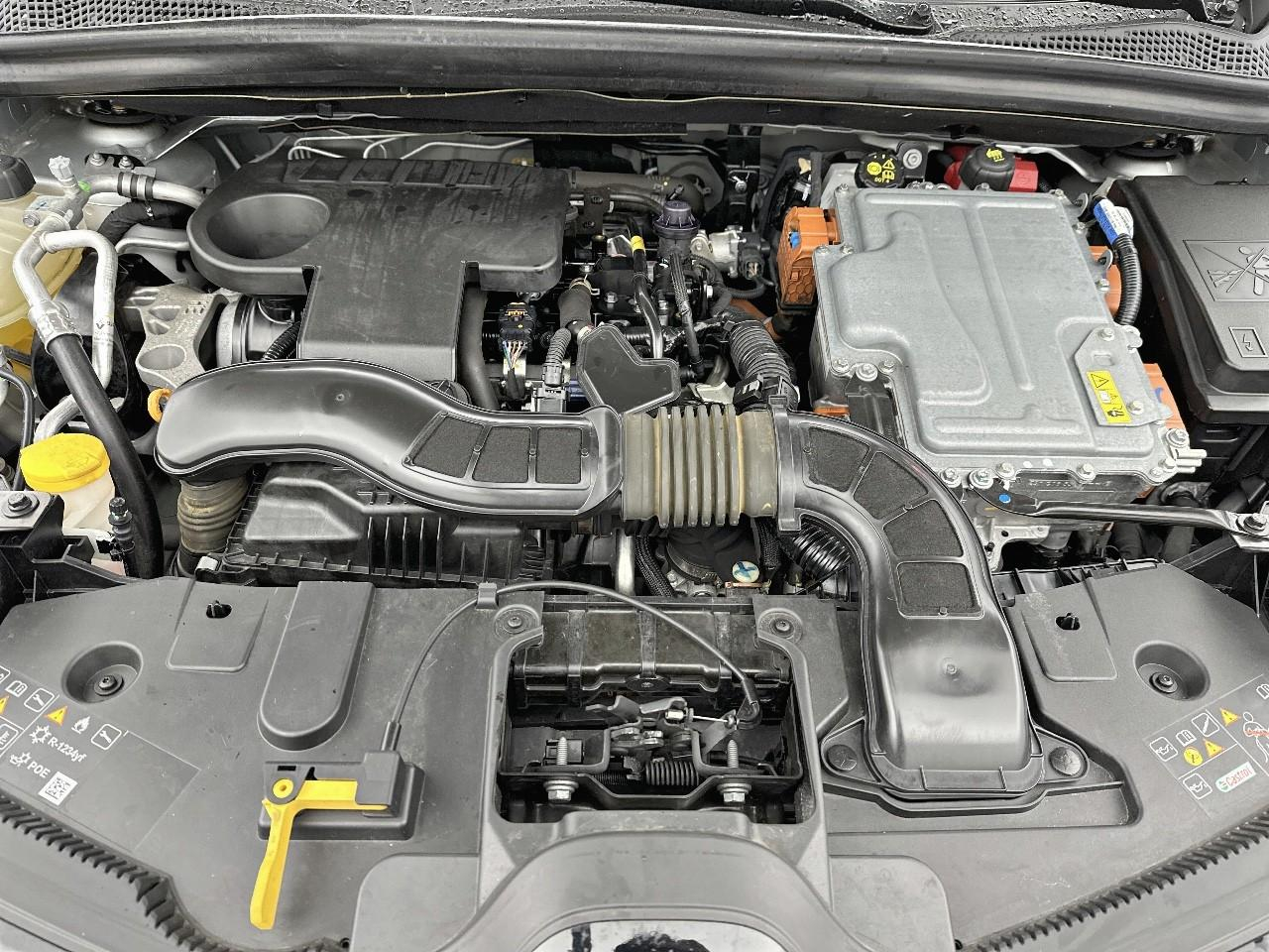 Renault Captur e-tech plug-in 160 intens — photo 15