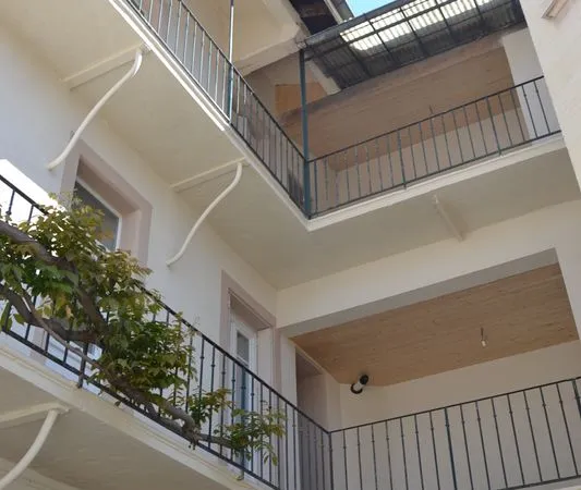 120m2 de charme centre ville avec terrasse 20m2