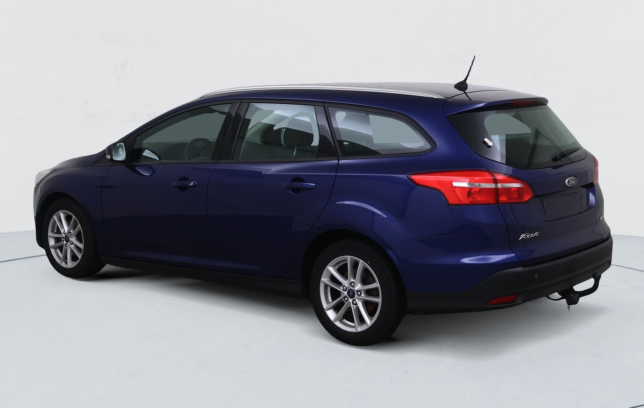 Ford Focus SW — photo 2