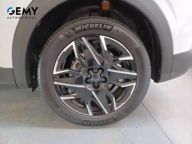 Peugeot 3008 hybrid 145 e-dcs6 — photo 11