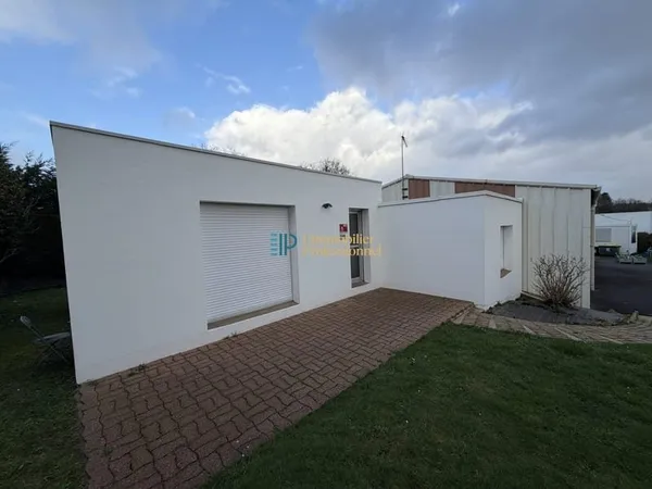 Immeuble industriel 285 m²