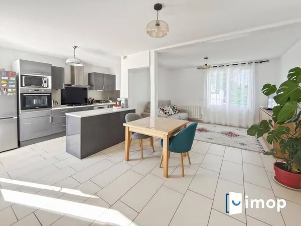 Maison de plain-pied 4 pièces 81 m²