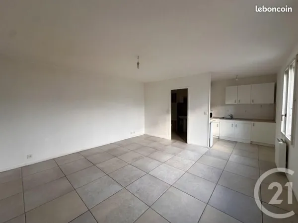 Studio 1 pièce 29 m²