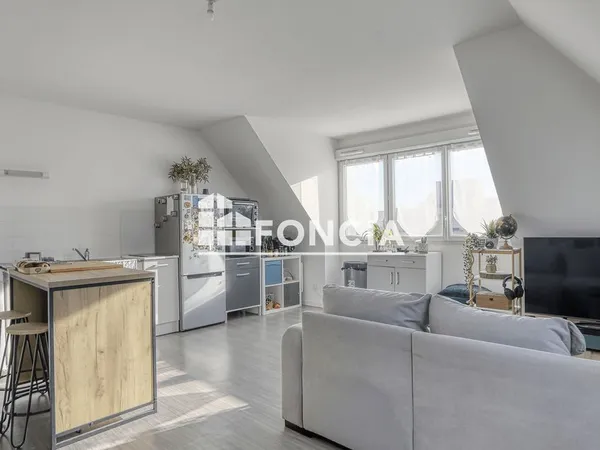Appartement avec parking sécurisé proche Cliniques