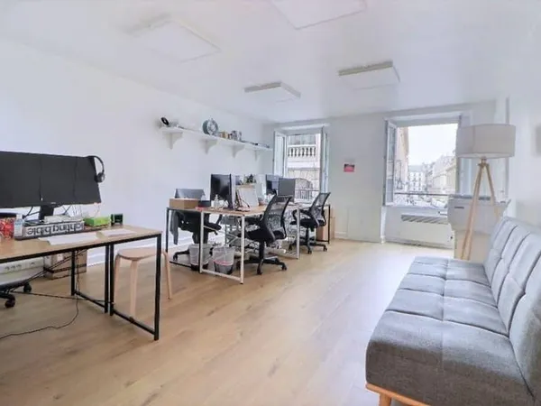 Bureaux 80 m²