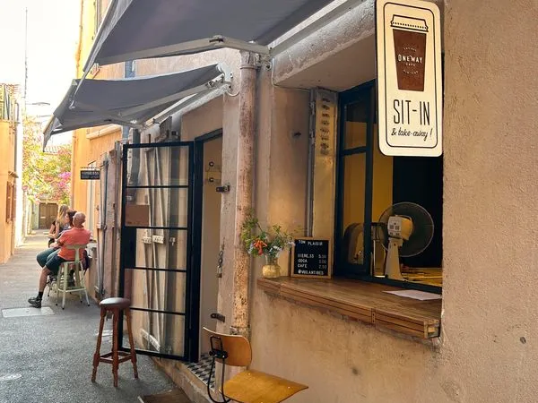 Cave à manger | Bar à vin - Vieil Antibes - Fonds de commerce - Restaurant clé en main à vendre