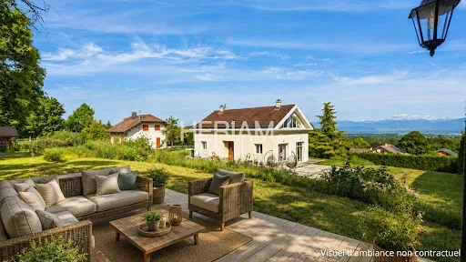 Maison 6 pièces 288 m²