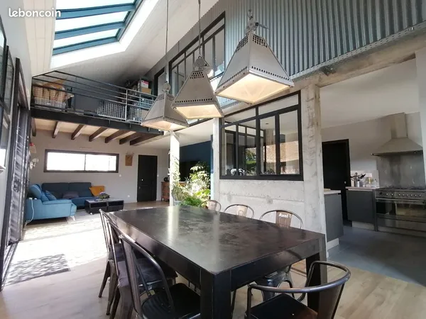 Maison contemporaine Loft proche bourg