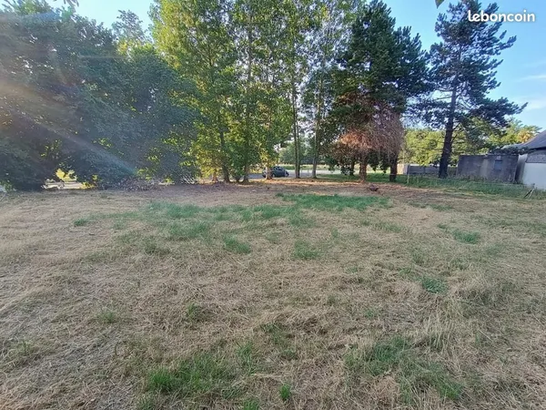 Terrain 590 m² Azereix