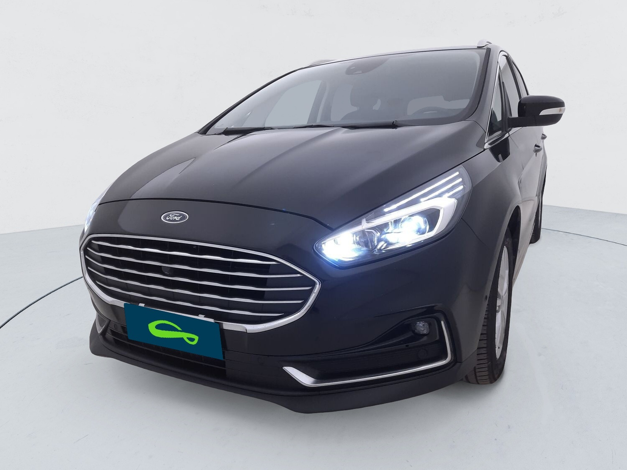 Ford S-Max — photo 8