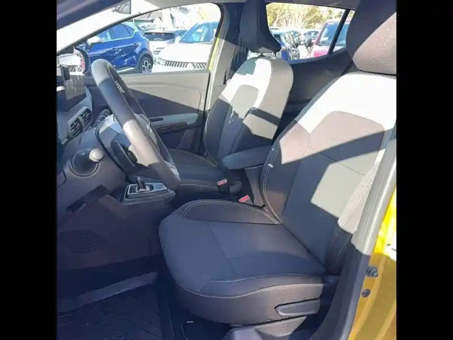 Dacia Sandero eco-g 120 auto — photo 45