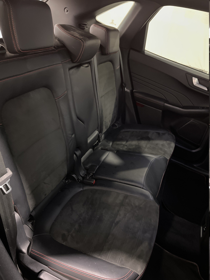 Ford Kuga — photo 71