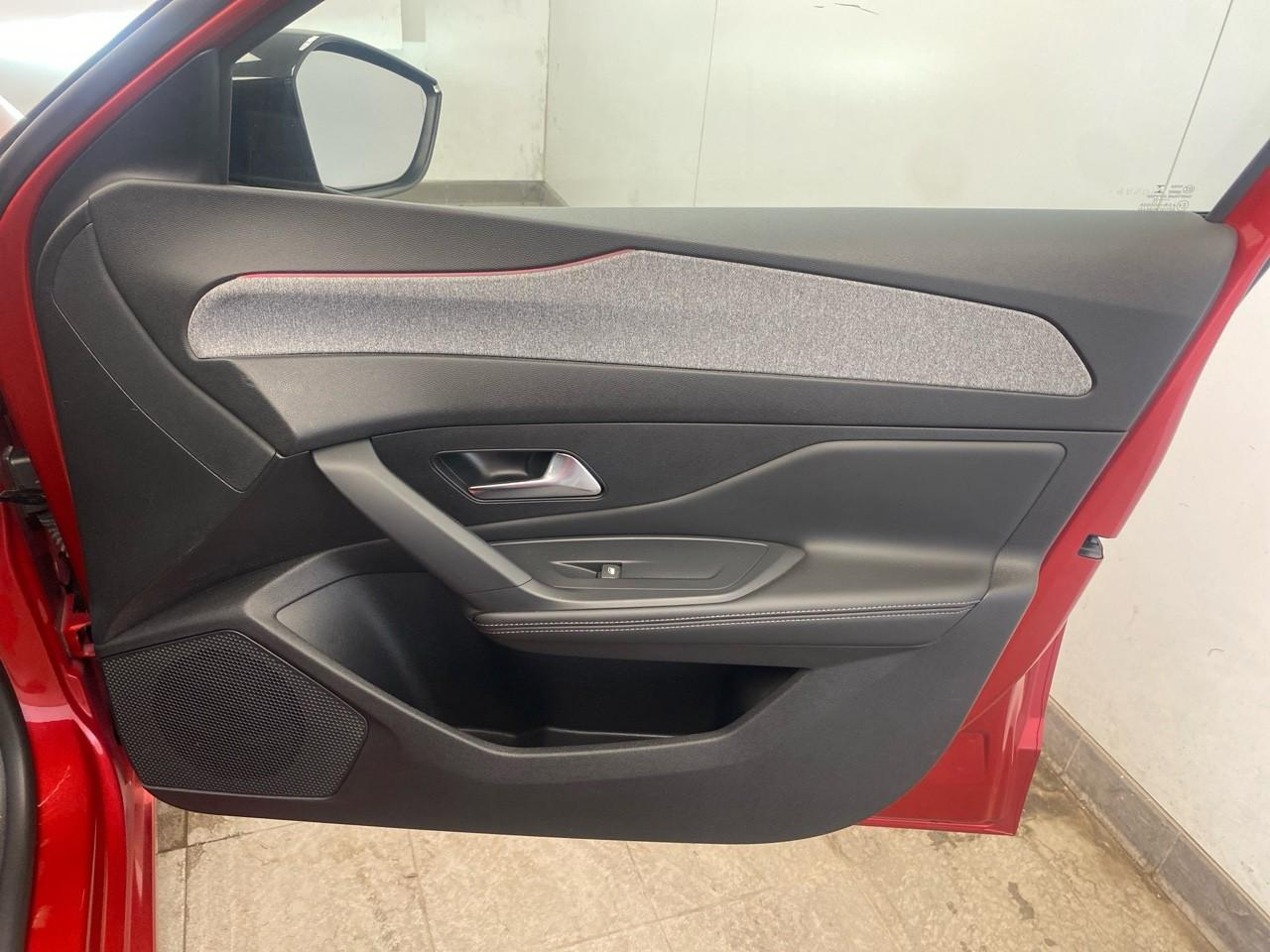 Peugeot 308 sw puretech 130ch s&s bvm6 allure — photo 26