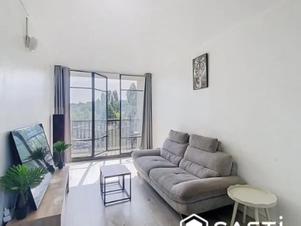 Appartement type F3 avec double séjour
