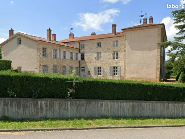 Grand appartement familial de 121 m² avec 5 chambres, garage et cave