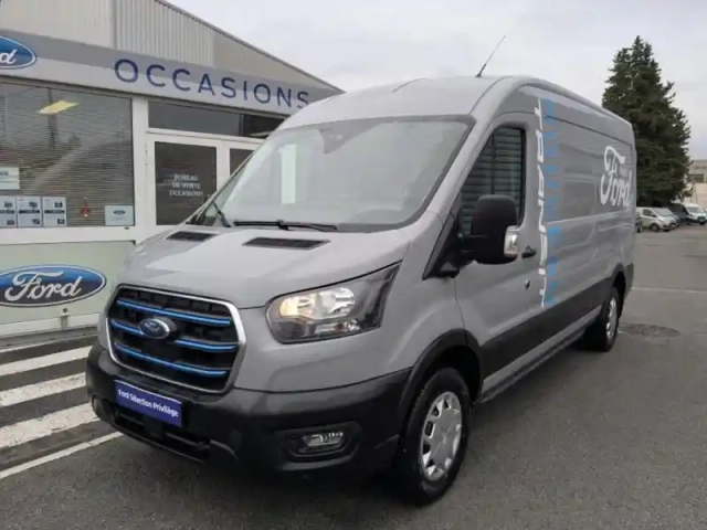 Ford Transit 2t fg pe 390 l3h2 135 kw trend business soit 30750ht