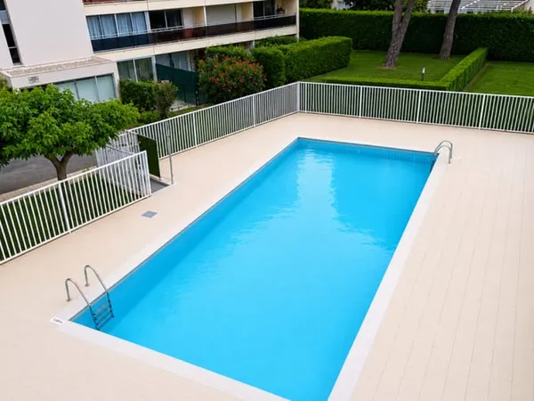 Location année Studio meublé 24 m² avec parking