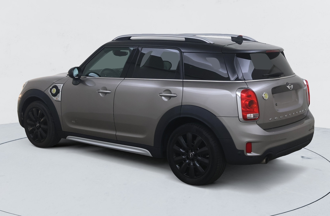 Mini Countryman — photo 2