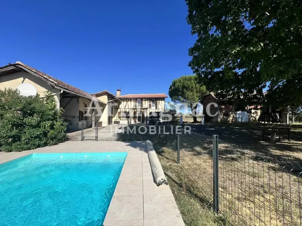 Maison de charme avec piscine
