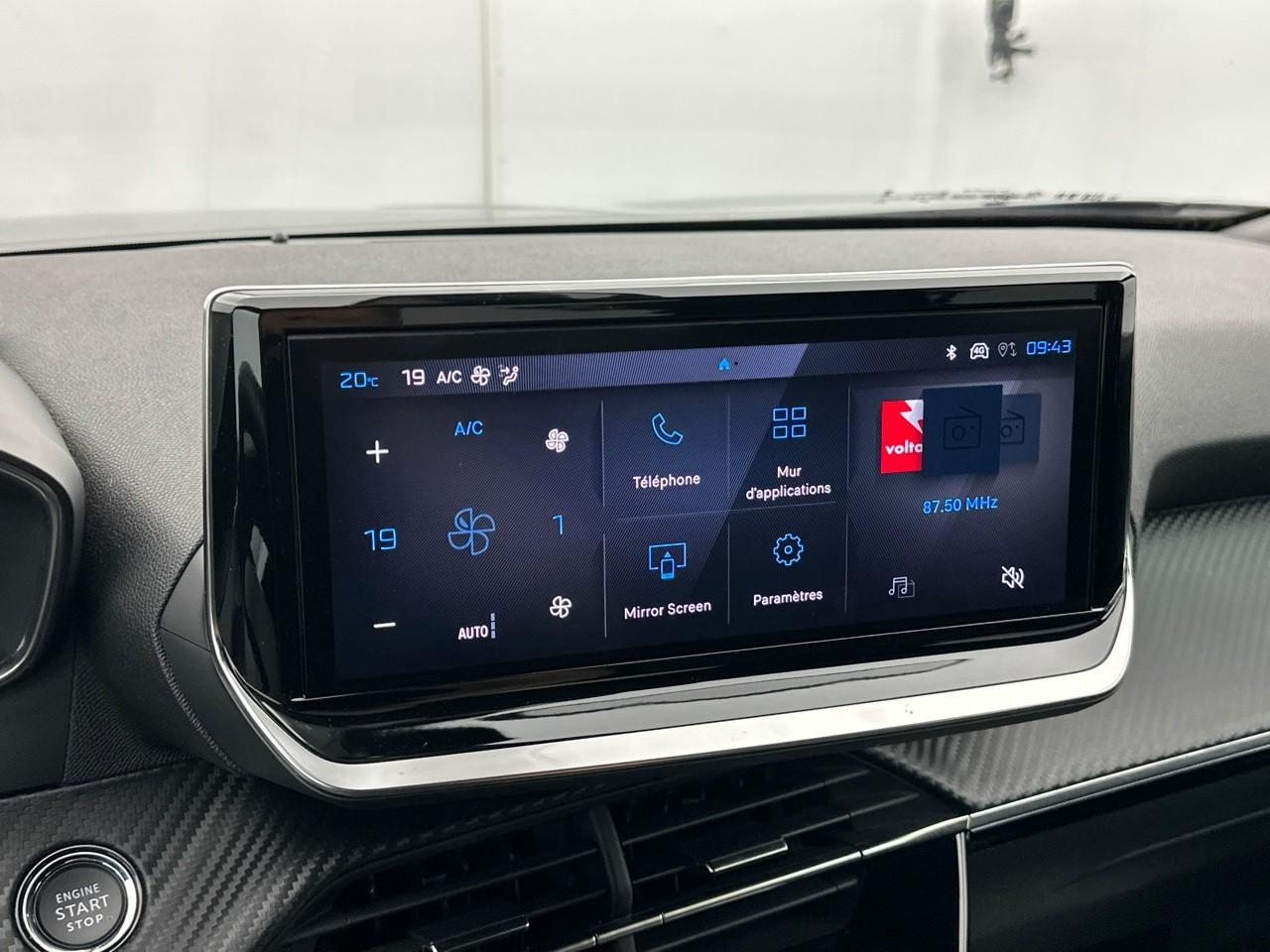 Peugeot 2008 electrique 54 kwh 156 ch allure — photo 10