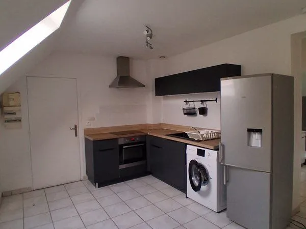 Appartement T3/F3 - Etouy - location nue