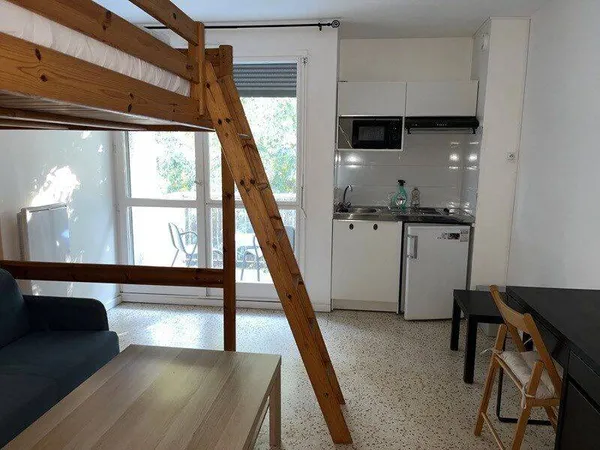 Studio 1 pièce 20 m²