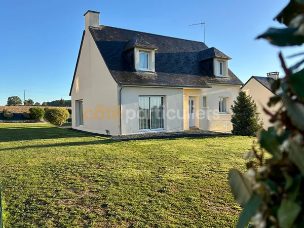 Maison dans le centre de SAINT GILLES avec vie de plain pied - 126m²