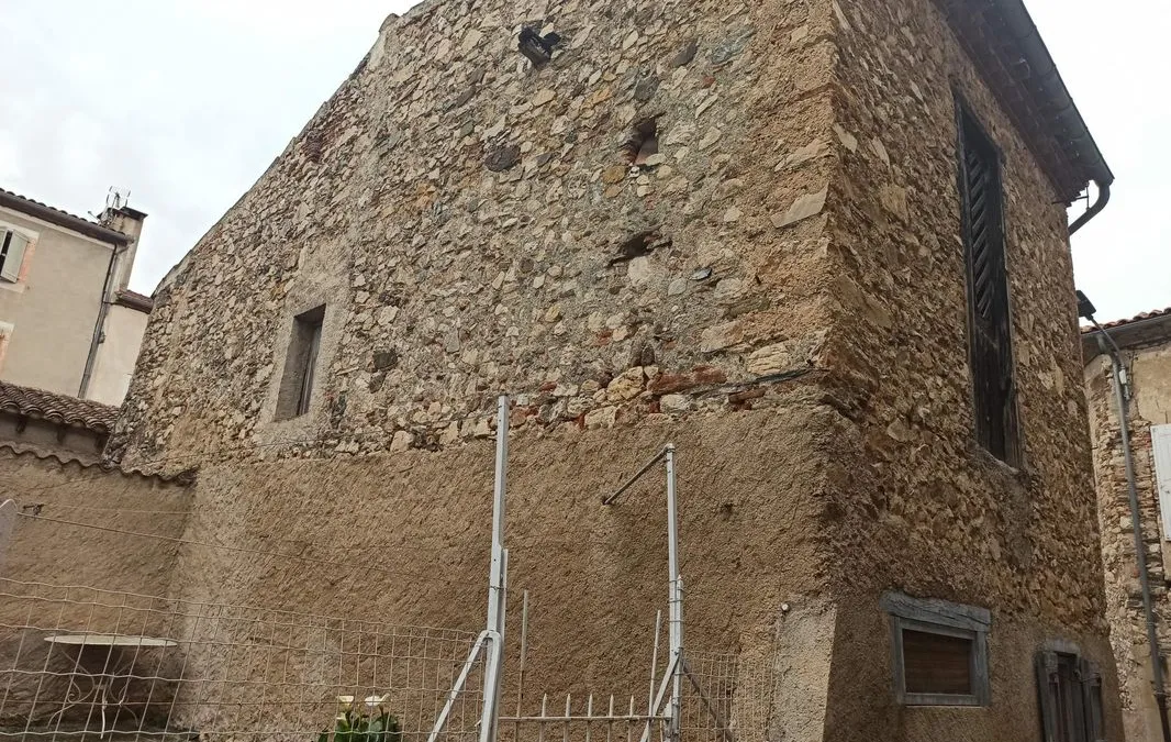 Photo 2