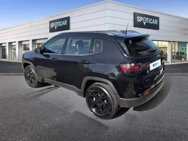 Jeep Compass 1.3 turbo t4 240ch phev 4xe overland at6 eawd — photo 7