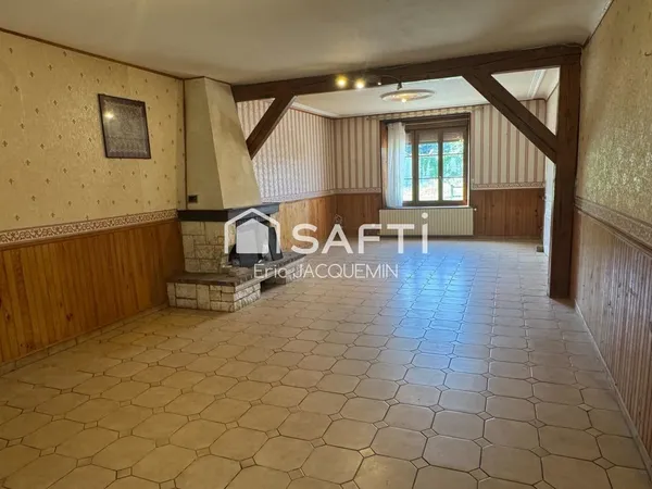 Maison familiale 5 chambres avec garage et annexe