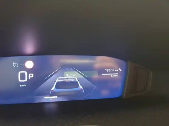Peugeot 208 hybrid 110 ch e-dcs6 — photo 27