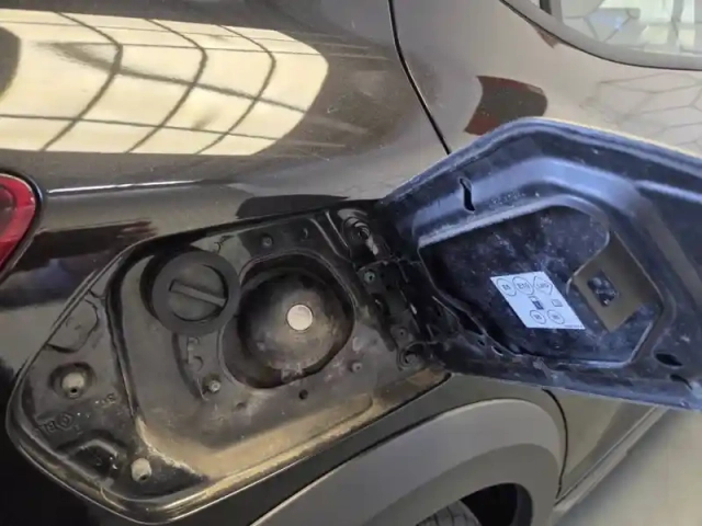 Dacia Sandero eco-g 100 — photo 22