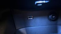 Peugeot 3008 1.2 PureTech 130ch S&S Allure — photo 30