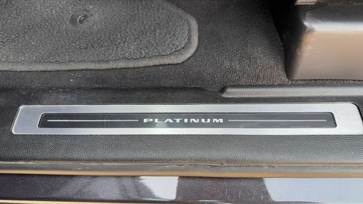 Cadillac Escalade 6.2 V8 426 BVA8 - Platinum Edition – 2017 – 117150 km – Essence – Boîte Automatique — photo 1