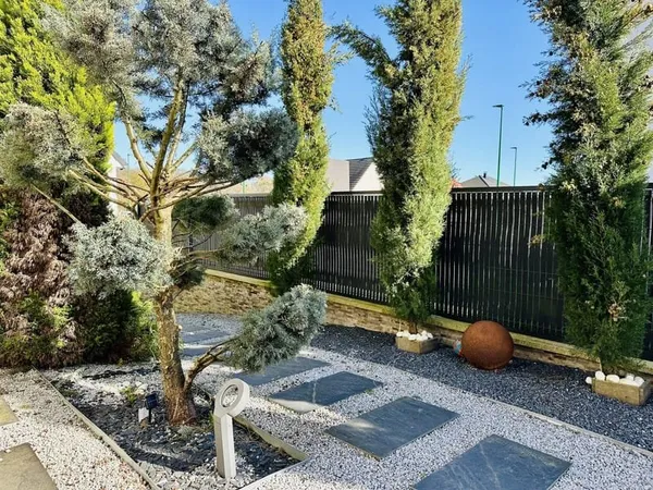 Superbe maison contemporaine - 6 pièces - près de l'Hopital Su