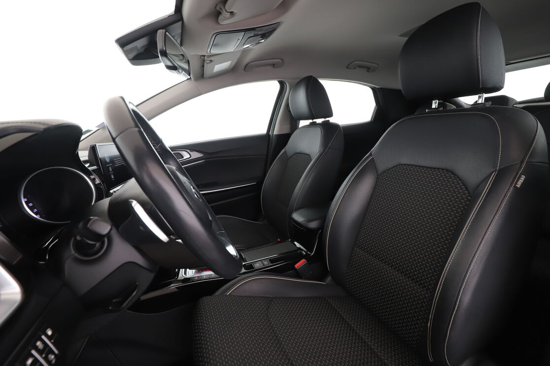 Kia XCeed 1.6 GDi ISG PHEV Active DCT6 — photo 9