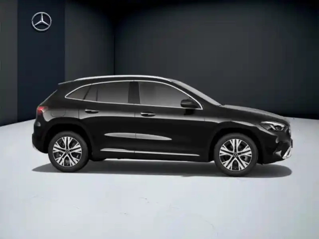 Mercedes Gla 250 e progressive line — photo 18