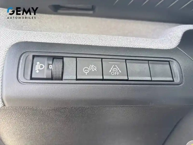 Citroën C3 Aircross hybride 145 ch aut — photo 17