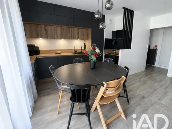 Appartement 4 pièces 82 m²