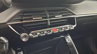 Peugeot 2008 1.2 PureTech 100ch S&S Style — photo 15