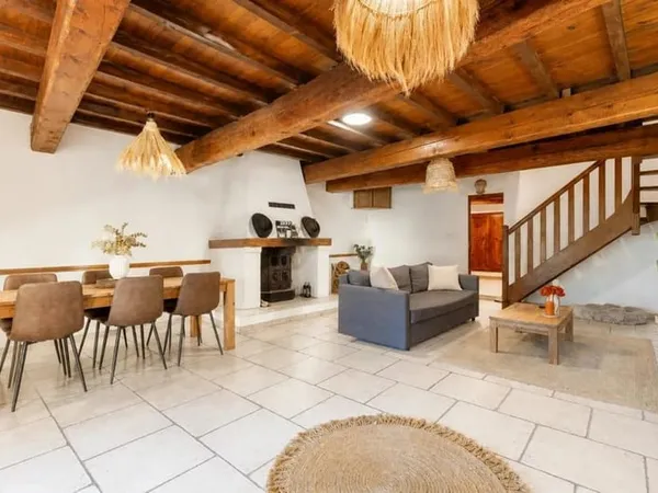 Maison de 5 pièces de 131 m² à Morières-lès-Avignon