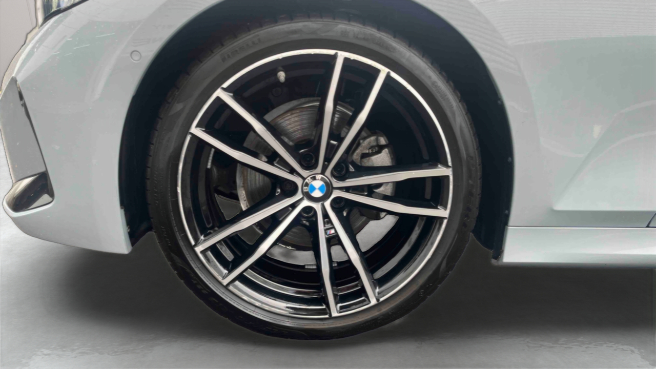 BMW Touring 320d xDrive 190 ch BVA8 — photo 14