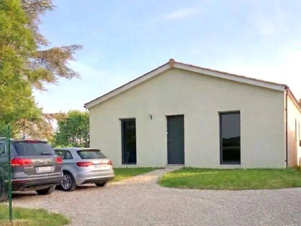Langon centre ville au calme maison très récente
