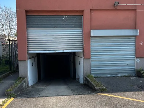 Local stockage - zone Signac Murs à pêches