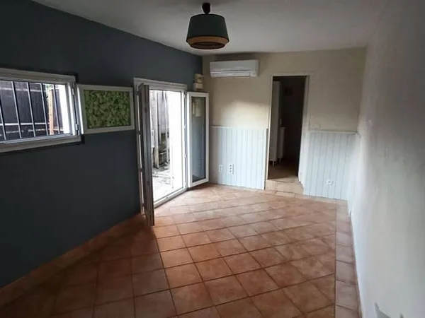 Studio 1 pièce 24 m²