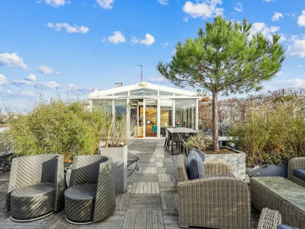 Appartement d'exception avec terrasse et vue dégagée!