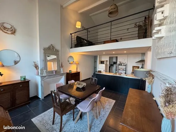 Location T4 Duplex meublé 13007