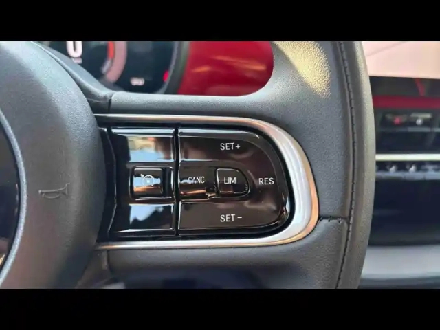 Fiat 500 e 118ch (red) my23 — photo 14