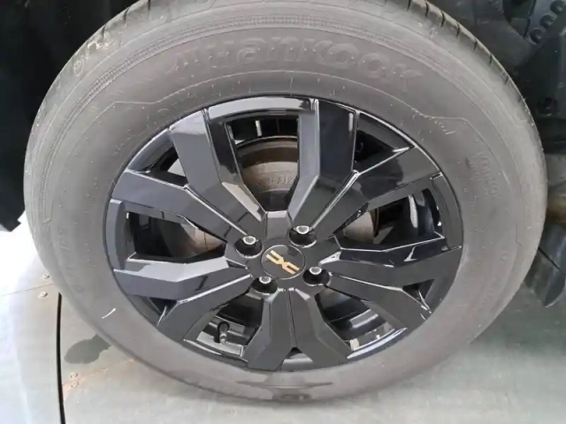 Dacia Jogger tce 110 7 places gsr2 — photo 15