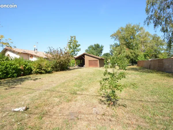 Terrain 639 m²